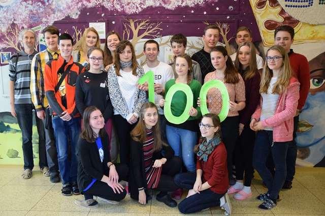Téhož dne se konalo okresní kolo Zeměpisné olympiády v Rohatci, kam studenty doprovázel prof. Hubačka Ve středu 22.