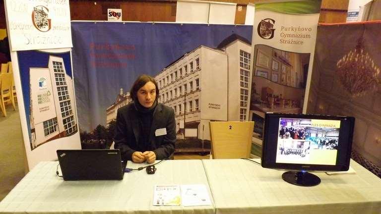 Naše škola prezentovala jako každoročně možnosti studia na 4letém a 8letém gymnáziu.