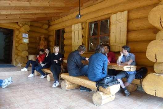 A maturovali 33 žáci, předsedkyní maturitní komise byla Mgr. Věra Minaříková z gymnázia v Kyjově, místopředsedou Mgr. Jan Ebringer a třídním profesorem Mgr. Petr Šimlík.