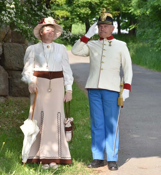 Členové historického klubu byli oblečeni v dobových uniformách, během pietního aktu zazněly i dobové písně, slavnostní večerka a salva příslušníka historické jednotky.