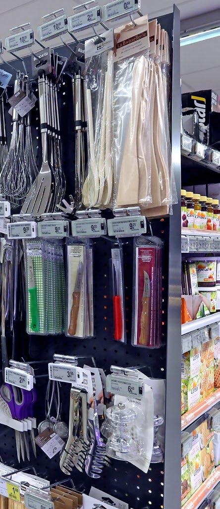 Vybavení na podporu prodeje Díky našemu modulárnímu regálovému systému můžeme nabídnout správné vybavení do každého oddělení supermarketu.
