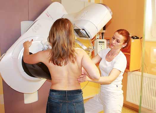 Miroslav Pecháček a MUDr. Martin Hrabovský, MBA jednatelé Novojičínského diagnostického centra, člen představenstva AGELu MUDr. Pavel Frňka, DMS, a vedoucí lékař centra MUDr.