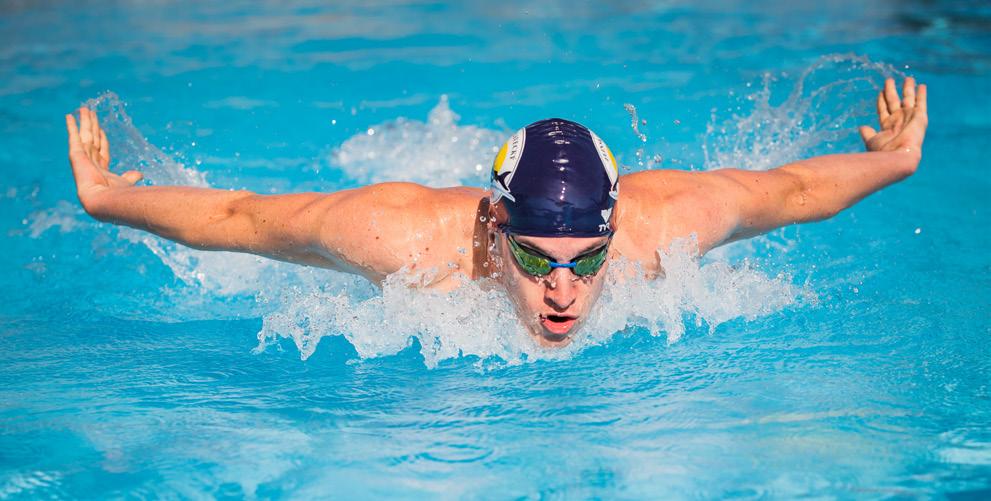 sportovní přípravy. Nejde pouze o kmenové sportovce soustředěné ve sportovních třídách, ale také o desítky dalších, kterým při běžném studiu vycházíme vstříc organizací výuky.