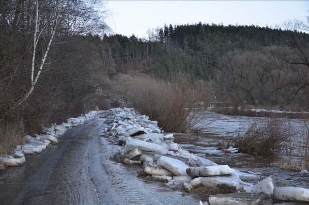 V povodí Jevanského a Nučického potoka došlo ve dnech 2. až 3. 6. 2013 vlivem povodňových průtoků k zaplavení údolní nivy a zemědělských, převážně lučních, pozemků.
