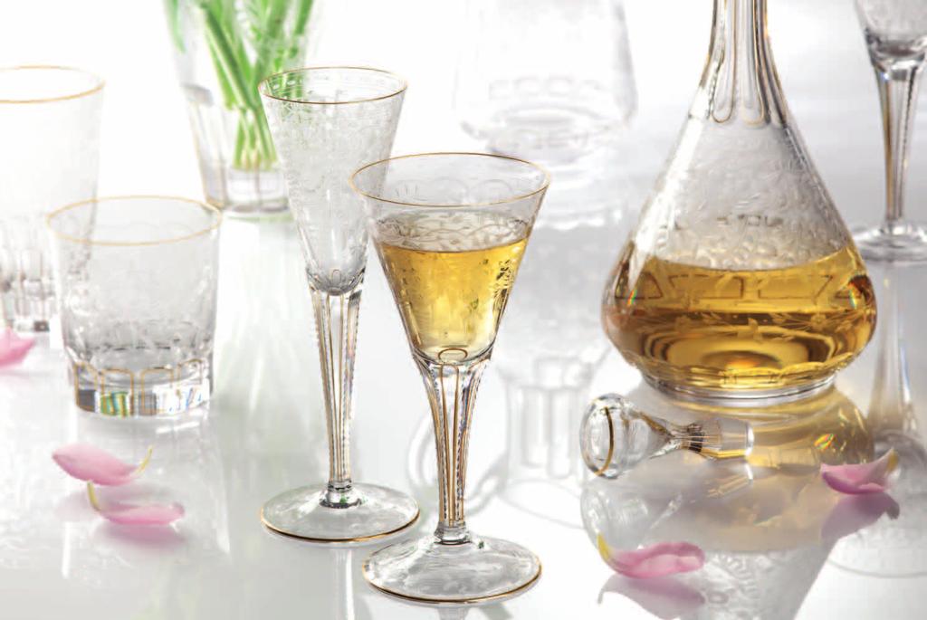10 maharani Rafinovaná krása Refined Beauty 4410/I C: 1000 ml / 1 qt. H: 25,4 cm / 10 inch 4404 C: 100ml / 3.3 oz H: 15,9 cm / 6.2 inch 4408/X C: 265 ml / 8.8 oz H: 8,9 cm / 3.