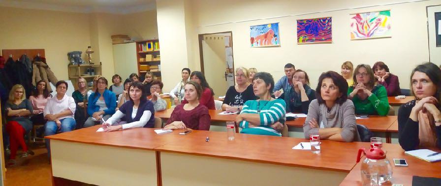 v rámci našich projektů realizujeme i vzdělávací semináře, pro rodiče