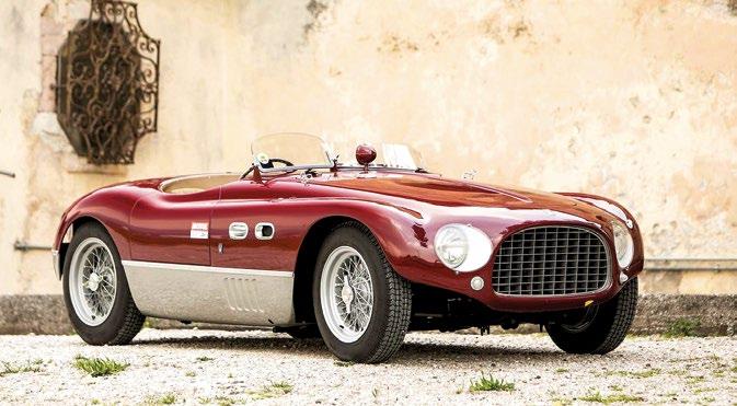 FERRARI 625TF Rodokmen a výčet úspěchů tohoto vozu z roku 1953 jsou skutečně velmi impozantní. Je jedním ze tří vyrobených vozů Ferrari 625 Targa Florio se čtyřválcem o objemu 2,5 litru.
