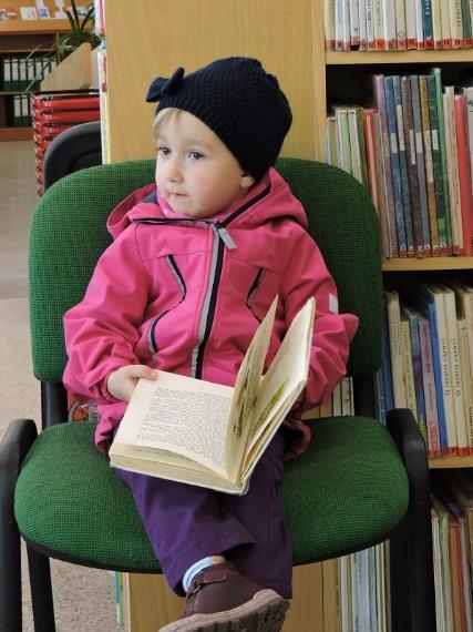 Městská knihovna Zábřeh se profilem svého kmenového fondu soustředí především na druhou kategorii, čili