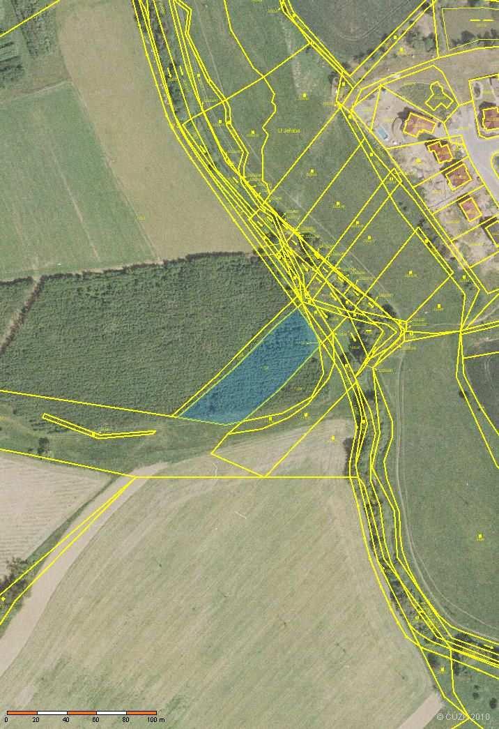 4.1.6 Katastrální údaje Obrázek 4: Katastrální mapa s vyznačeným zájmovým územím (http://sgi.nahlizenidokn.cuzk.cz/marushka/default.aspx?