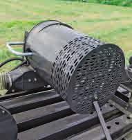 Ventilátor je poháněn hydraulickou jednotkou lisu, přímo z hlavní převodovky.