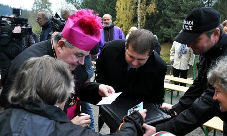 při kterém asistoval i ceremoniář arcibiskupa Ing.