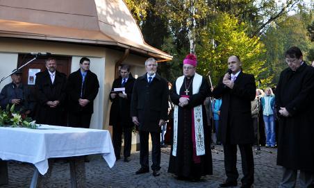 Boguslav Partyka a uváděla tisková mluvčí Nina Adlof.