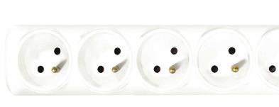 N-PE) kontrolka napájania Protected 1 zásuvka s detskou poistkou 230V/16A Cestovné adaptéry Prepäťové