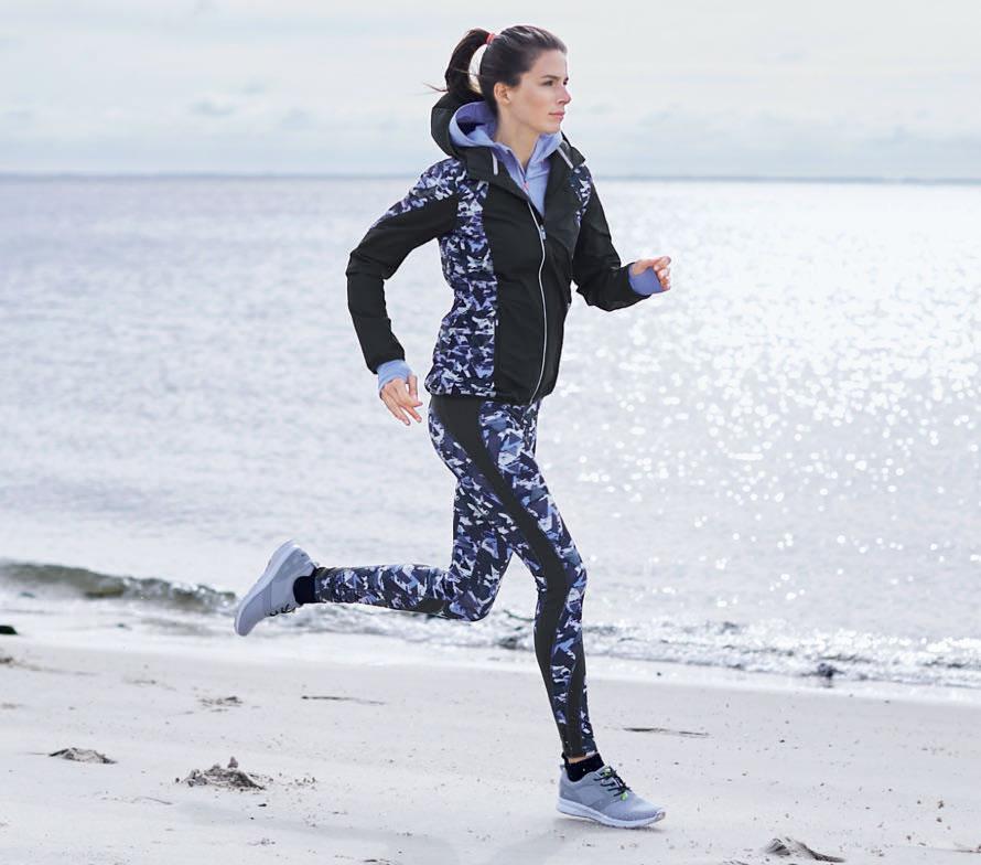 DRYACTIVE PLUS BY MIDORI Špičkové sportovní výkony můžete podávat jen při konstantní tělesné teplotě.