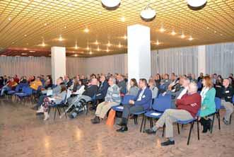 V účastníckom poplatku je zahrnuté: Občerstvenie coffee break počas celej konferencie, 1 x obed vo štvrtok, 2x raut a spoločenský večer.