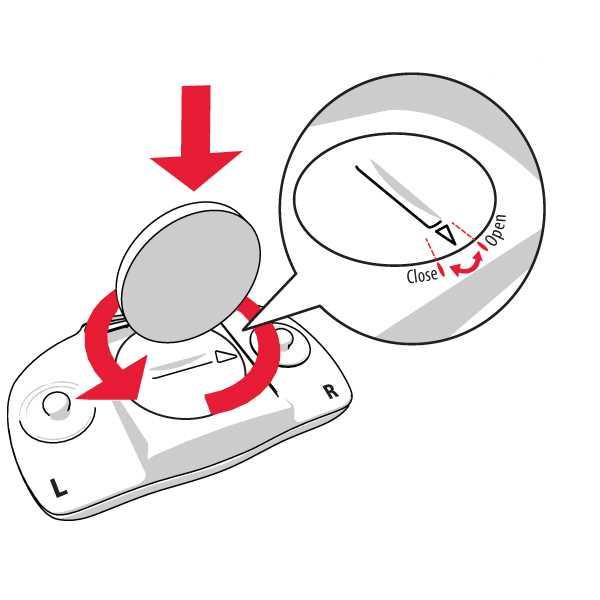 1. S pomocí mince otevřete víčko baterie, tak, že jím otáčíte proti směru hodinových ručiček ve směru OPEN (OTEVŘÍT). 2. Vložte baterii (CR 2025) do víčka, kladným (+) pólem směrem k víčku.