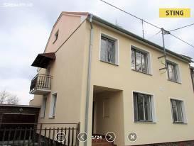 Nemovitost č.1 Rodinný dům, Zákostelí, Smržice, cena 2 635 000,- Kč Nabízíme Vám ke koupi rodinný dům v obci Smržice. Jde o cihlový dům, dvoupodlažní s garáží a zahradou.