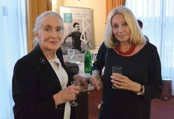 Foto Lenka Dřímalová V české premiéře uvedla činohra NDM inscenaci SEX, DROGY A HAFO PRACHŮ.