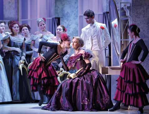 10. (18.30) premiéra, 20. 10. (18.30) druhá premiéra, 27. 10. (18.30) Giuseppe Verdi (1813 1901) LA TRAVIATA Nejhranější opera světa podle románu Alexandra Dumase ml. Dáma s kaméliemi Reprízy 4. 9.
