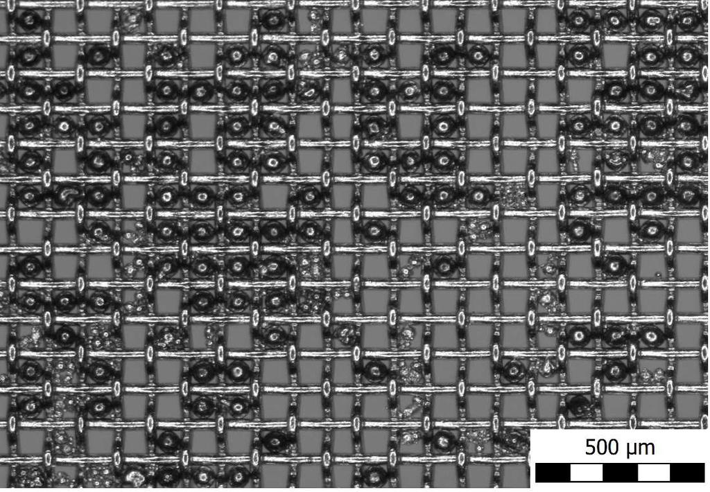 VÝSLEDKY Takové množství je při tloušťce stavěné vrstvy 30 µm relativně velké, což má za následek větší množství spotřebovaného prášku.