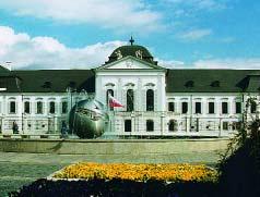Ministerstvo životného prostredia Slovenskej republiky ZLOŽKY ŽIVOTNÉHO PROSTREDIA A ICH OCHRANA Slovensko - krajina v