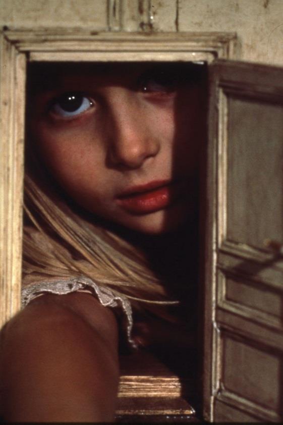 VZOROVÁ OTÁZKA 9 z filmu Něco z Alenky (1988) z filmu Přežít svůj život (2010) Který český
