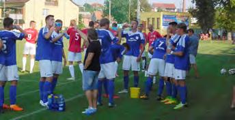 Soupeřem jim byli pod vedením trenéra Součka fotbalisté Pusté Polomi. Oba celky jsou v závěrečné přípravě, a tak se na trávníku objevili hráči, kteří bojují o dres a místo v kádru.