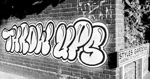 8.5. Throw-up Throw-up je snadno rozpoznatelný.