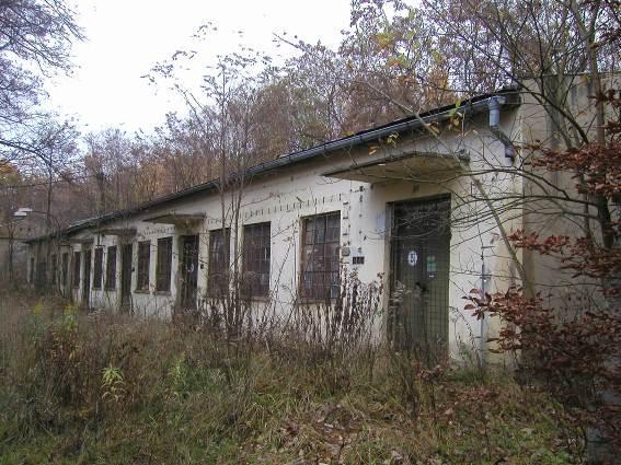 Správce: SMM Technický nevyhovující Potřebnost: NEPOTŘEBNÝ Záměr: demolice Budova katalogové č. 201 OLOMOUCKÁ bez č.