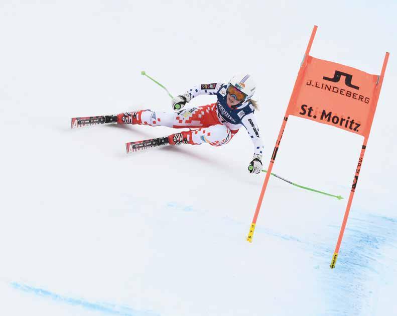 REPREZENTACE 11 PAVLA KLICNAROVÁ Splnila si životní sen bodovala ve Světovém poháru v alpské kombinaci Během sezóny 2016/17 odstartovala do 58 závodů, což je velká porce.