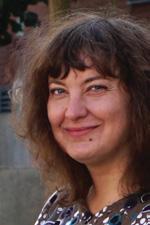 Tomáš Bernhardt historik Ivana Bartošová náměstkyně hejtmana Plzeňského kraje PRAVÁ VOLBA PRO VOLNÝ ČAS Podpora sportu a volnočasových aktivit a) vybudovat ucelenou síť cyklistických stezek jako