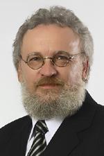 Lochotíně, zajistit parkování návštěvníků tak, aby nebylo řešeno na úkor občanů bydlících v jejich okolí, f) vytvořit podmínky pro realizaci slalomové dráhy s divokou vodou pro vodní sporty, g)