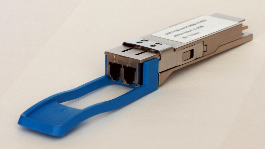 QSFP28 transceiver Verze