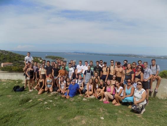 Kornati je souostroví v Jaderském moři při pobřeží Chorvatska, jemuž také patří. Nachází se v severní Dalmácii mezi městy Zadar a Šibenik.
