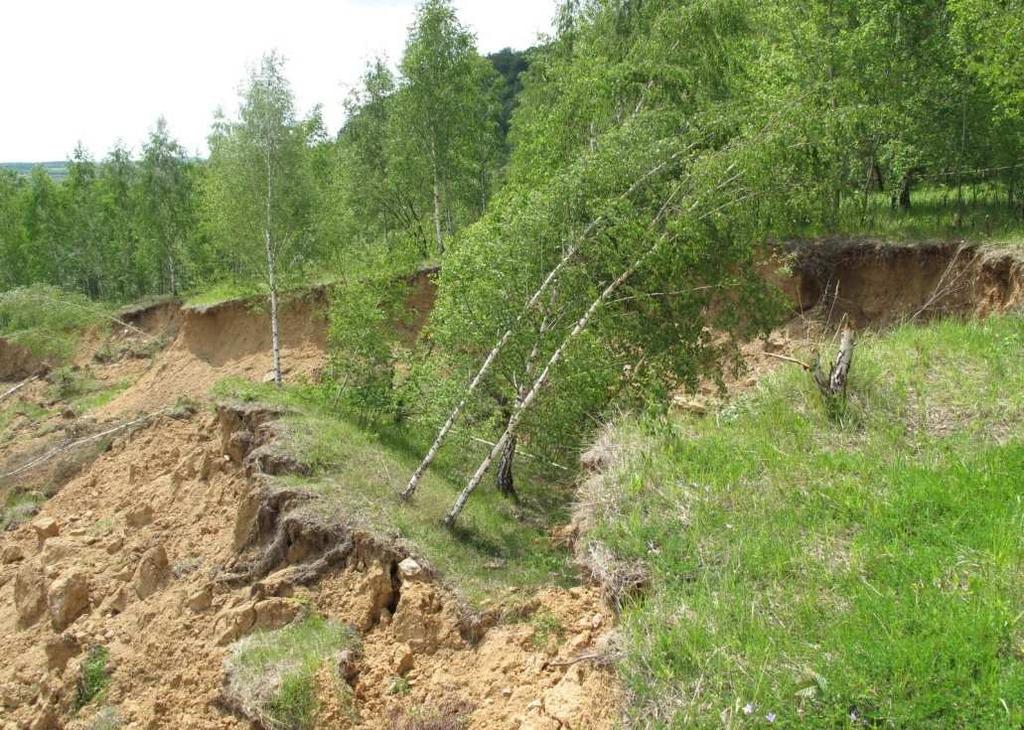 ČSA, sesuvů na úpatí