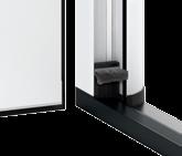Vstupné dvere ThermoPro Výhodné vyhotovenie pre vedľajšie vchody Krídlo dverí Všetky dvere ThermoPro sú zvnútra a zvonku vybavené celoplošným, oceľovým krídlom dverí s hrúbkou 46 mm s vnútri ležiacim