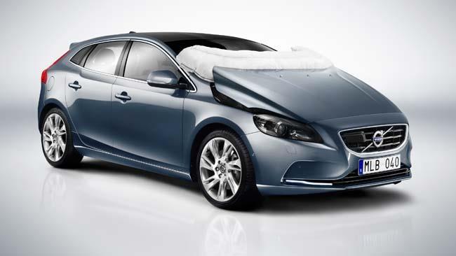 Obr. 18 Aktivní kapota vozidla Volvo V40 3.5.