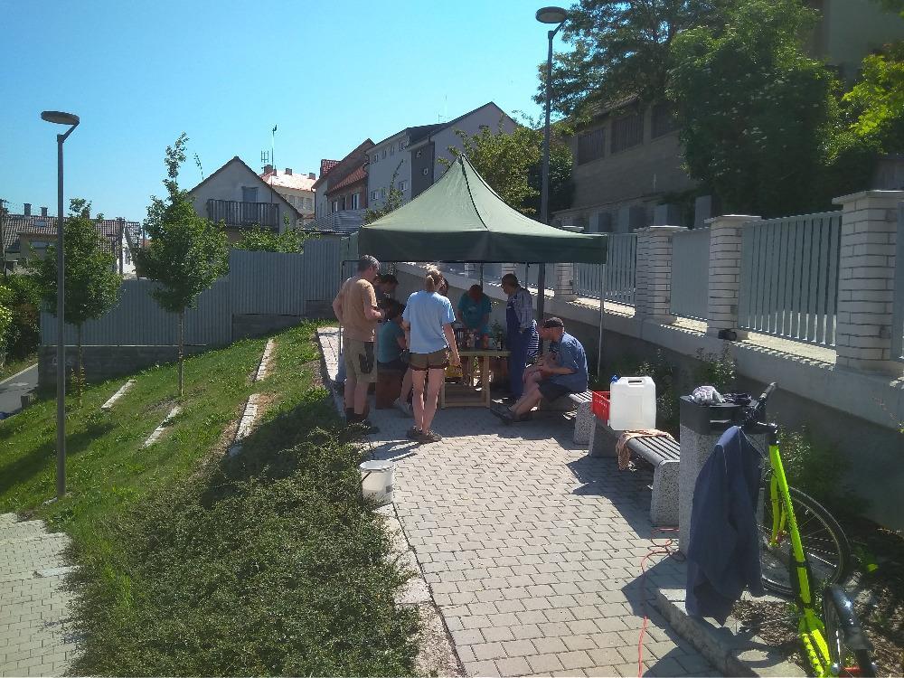 Lesy ČR. Akce se zúčastnilo cca 300 lidí.