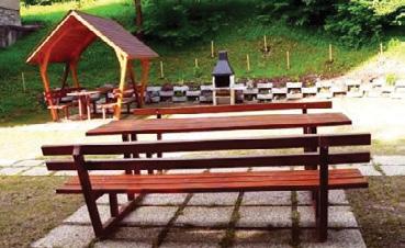 vírivá vaňa pre pedagógov Hotel sa nachádza v malebnom prostredí trážovských vrchov v