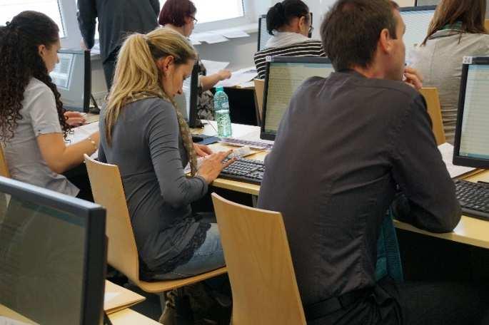 roce 2015 23. a 24. 5. 2.216 uchazečů bakalářského studia.