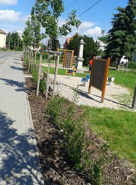 Kč, dotace OPŽP a SFŽP 7,2 mil. Kč) a Dům služeb v Olomoucké ulici (celkové náklady 4,6 mil. Kč, 2,7 mil. Kč dotace). V budově MKZ byla instalována také nová vzduchotechnika.