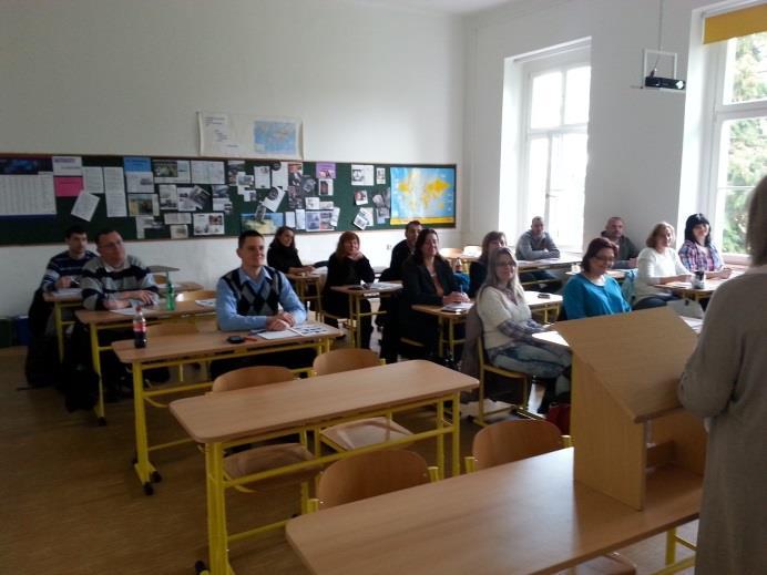 nejlepší z nás čekala finanční odměna ve výši 44 Kč. Bohužel se jednalo o balíček, který obsahoval pouze piliny rozřezaných bankovek.