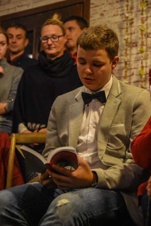 Knihu mu vydalo ostravské nakladatelství Barbara. Edita ze čtvrtého ročníku událost komentuje slovy: Když konečně nechala paní vydavatelka Marka mluvit, přečetl nám úryvek ze své knihy.