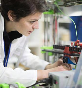 INSPIRUJTE SE PŘÍPADOVÁ STUDIE DOTACE NA 3D TECHNOLOGIE Aktuálně je k dispozici celá řada dotačních titulů, jejichž prostřednictvím lze financovat pořízení či pronájem 3D technologií.
