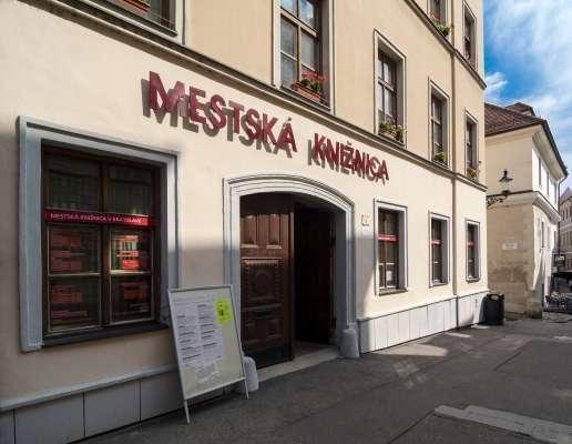 Mestská knižnica v Bratislave 115 rokov otvorená 1. 10.