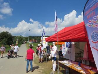 Po dokončení trasy byly v cíli připraveny drobné turistické suvenýry a pro zájemce razítko IVV.