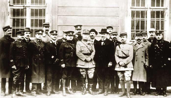 v letech první REPUBLIKY (1919 1939) Brigádní generál PhDr. Milan Rastislav ŠTEFÁNIK 21. 7. 1880 4. 5. 1919 Trosky letounu Caproni č.