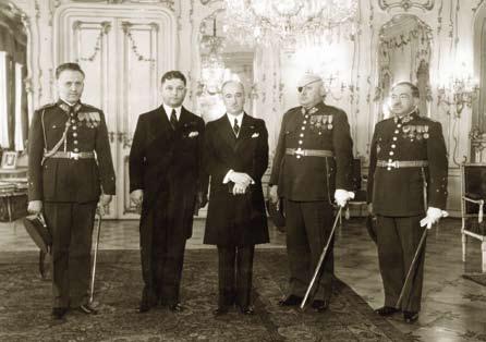 SRDCE ARMÁDY Květnová ostraha hranic a mobilizace v září 1938 Text pod plakátem existoval ve všech úředních jazycích