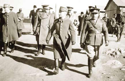vojenská kancelář, v jejímž čele stál gen. Sergej Ingr. Po ustavení Čs. národního výboru se kancelář 17. listopadu 1939 přeměnila na Čs. vojenskou správu (ČSVS).