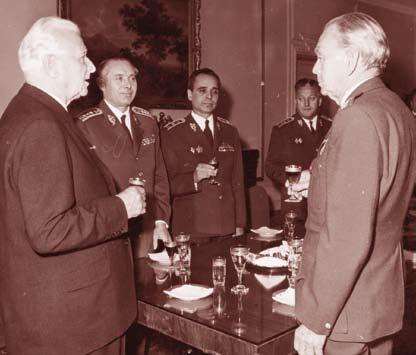 Vnoci z 20. na 21. srpna 1968 zahájila obsazování ČSSR okupační vojska pěti armád Varšav ské smlouvy. Podle vystoupení náčelníka GŠ gen. Karla Rusova 26.